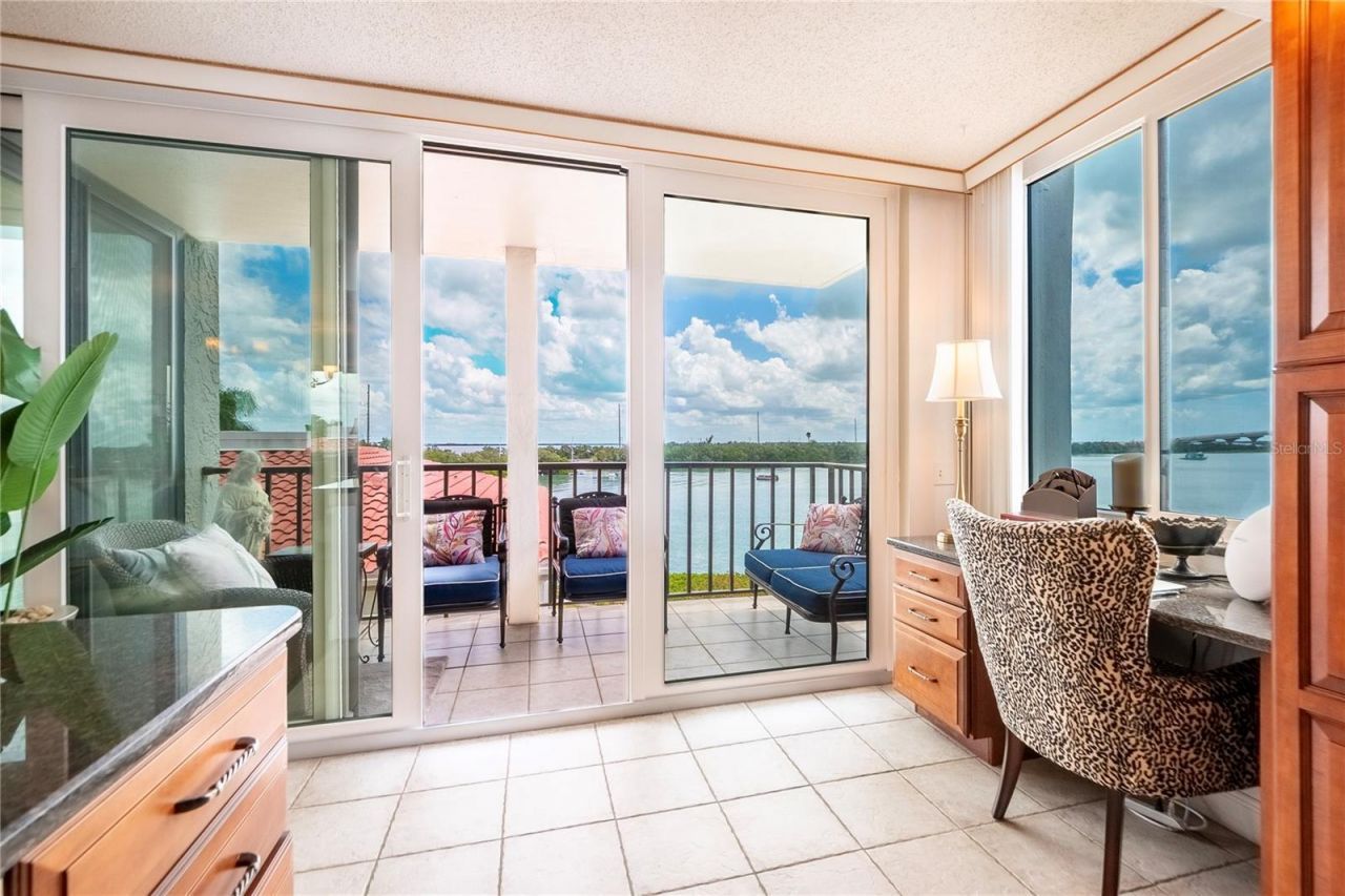 6361 Bahia Del Mar Boulevard, Unit 308, Saint Petersburg, FL 33715 Photo