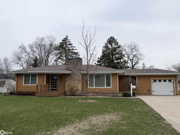 908 8th Avenue North, Humboldt, IA 50548
