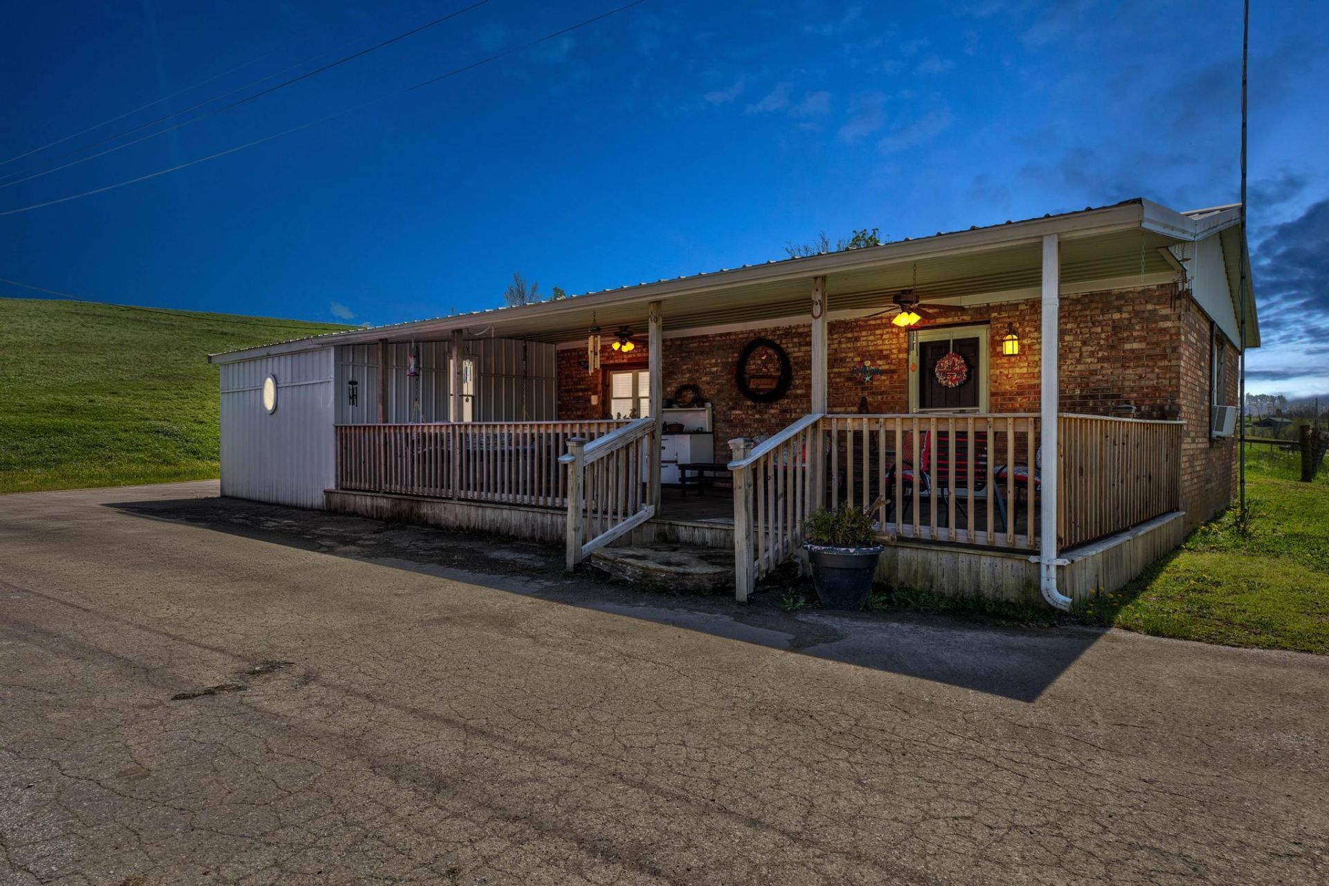 1376 S Highway 11 , Sharpsburg, KY 40374