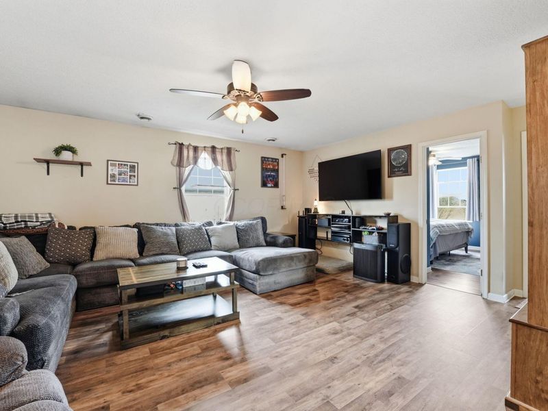 403 S Walnut Street , Baltimore, OH 43105 Photo 10