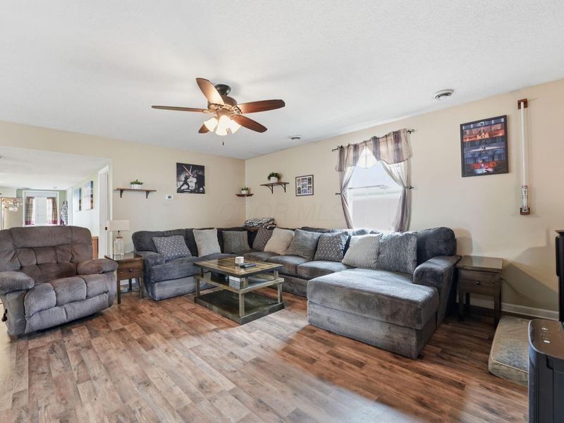 403 S Walnut Street , Baltimore, OH 43105 Photo 11