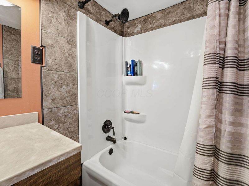 403 S Walnut Street , Baltimore, OH 43105 Photo 15