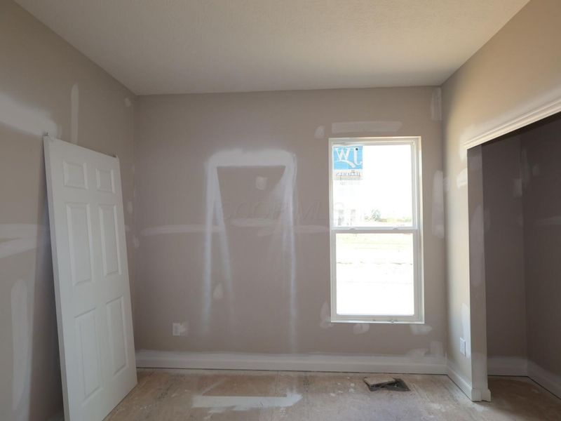 290 Olympic Loop, Commercial Point, OH 43116 Photo 5