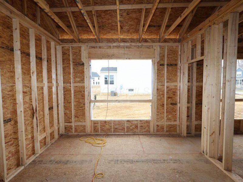 290 Olympic Loop, Commercial Point, OH 43116 Photo 5