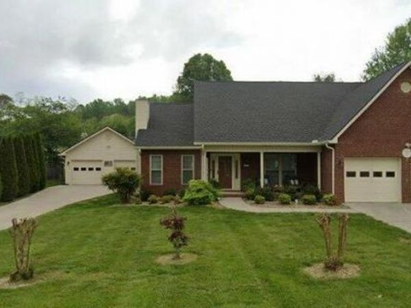 5203 Crystal Brook Drive, Morristown, TN 37814