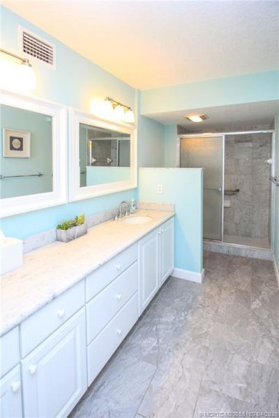 20 NE Plantation Road, Unit 205, Stuart, FL 34996 Photo
