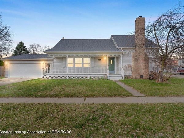 145 Elm Street, Grand Ledge, MI 48837