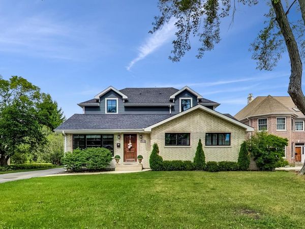 2824 Central Road, Glenview, IL 60025