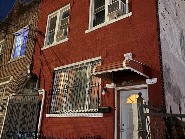 3224 110th Street , East Elmhurst, NY 11369