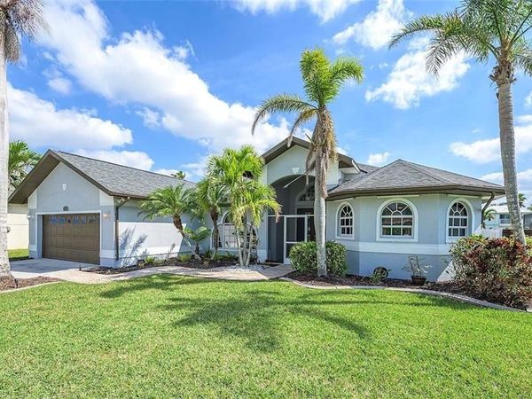 4005 SW 17th PL, CAPE CORAL, FL 33914