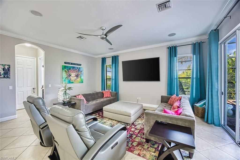 16018 Thorn Wood Dr, Fort Myers, FL 33908 Photo