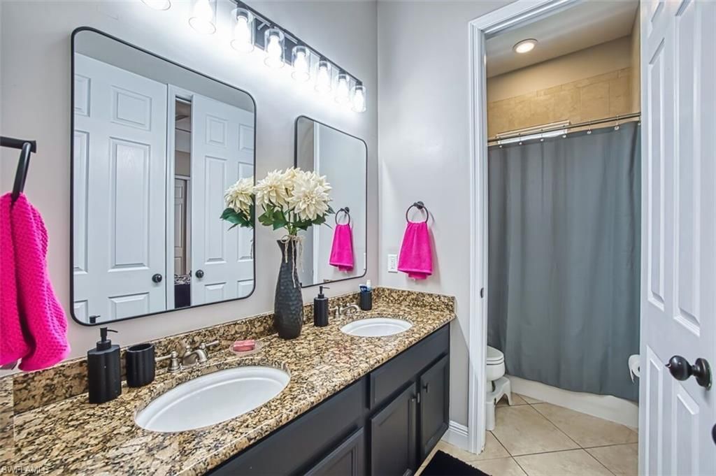16018 Thorn Wood Dr, Fort Myers, FL 33908 Photo