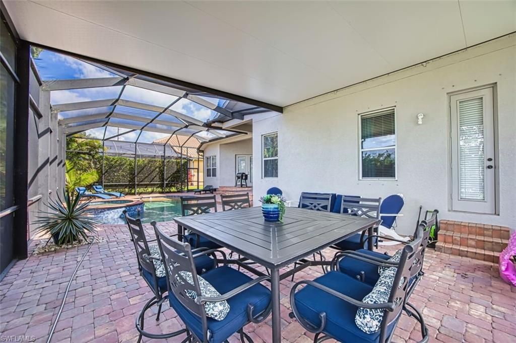 16018 Thorn Wood Dr, Fort Myers, FL 33908 Photo