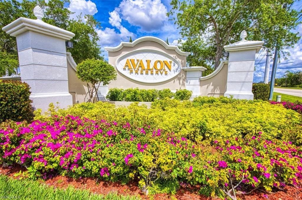 16018 Thorn Wood Dr, Fort Myers, FL 33908 Photo