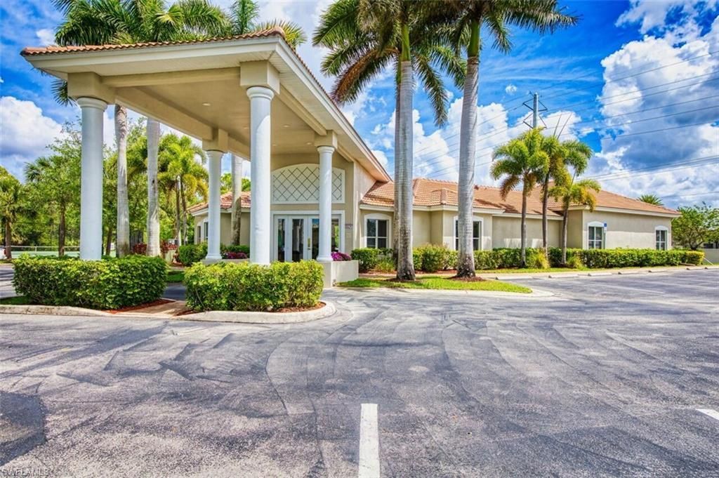 16018 Thorn Wood Dr, Fort Myers, FL 33908 Photo