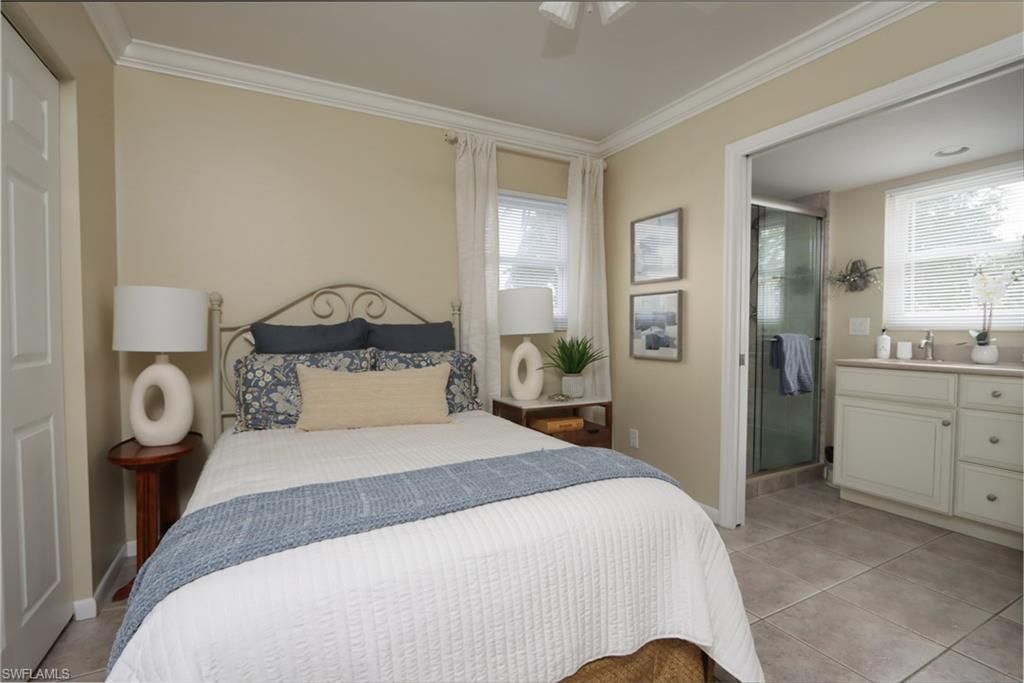 940 3rd St S, Unit 101, Naples, FL 34102 Photo