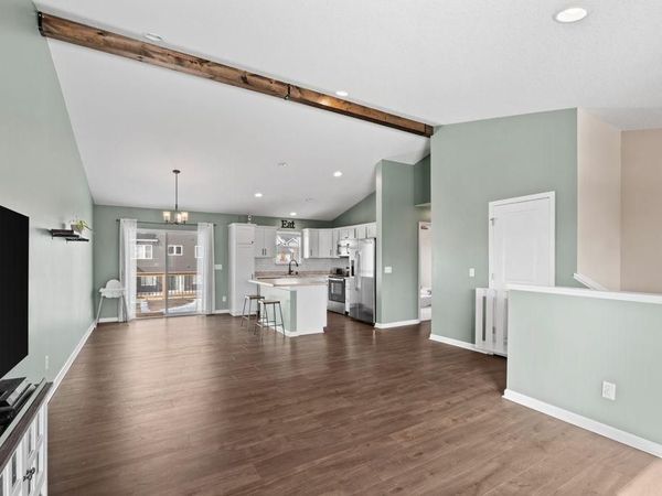 527 Pond View Drive SE, Lonsdale, MN 55046