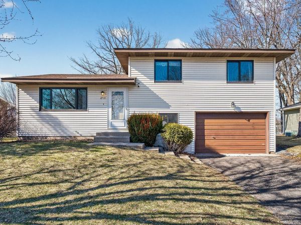 2721 Meadow Lane, Monticello, MN 55362