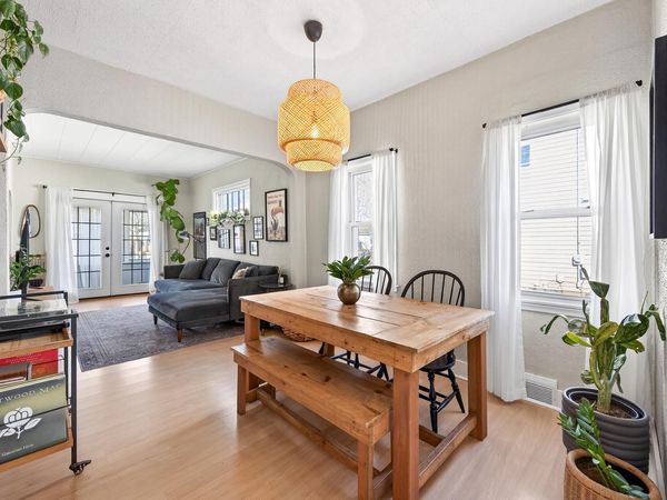 898 Juno Avenue, Saint Paul, MN 55102