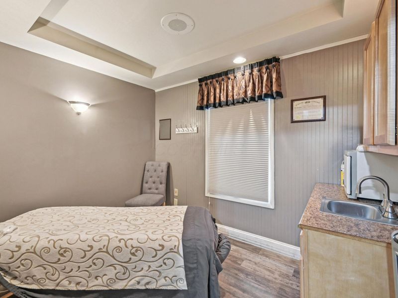 56 N Franklin Street, Delaware, OH 43015 Photo 17