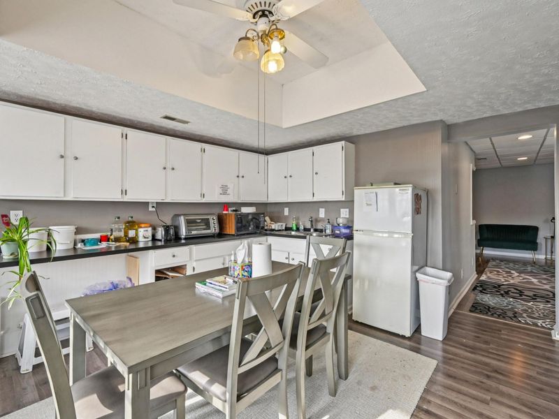 56 N Franklin Street, Delaware, OH 43015 Photo 8