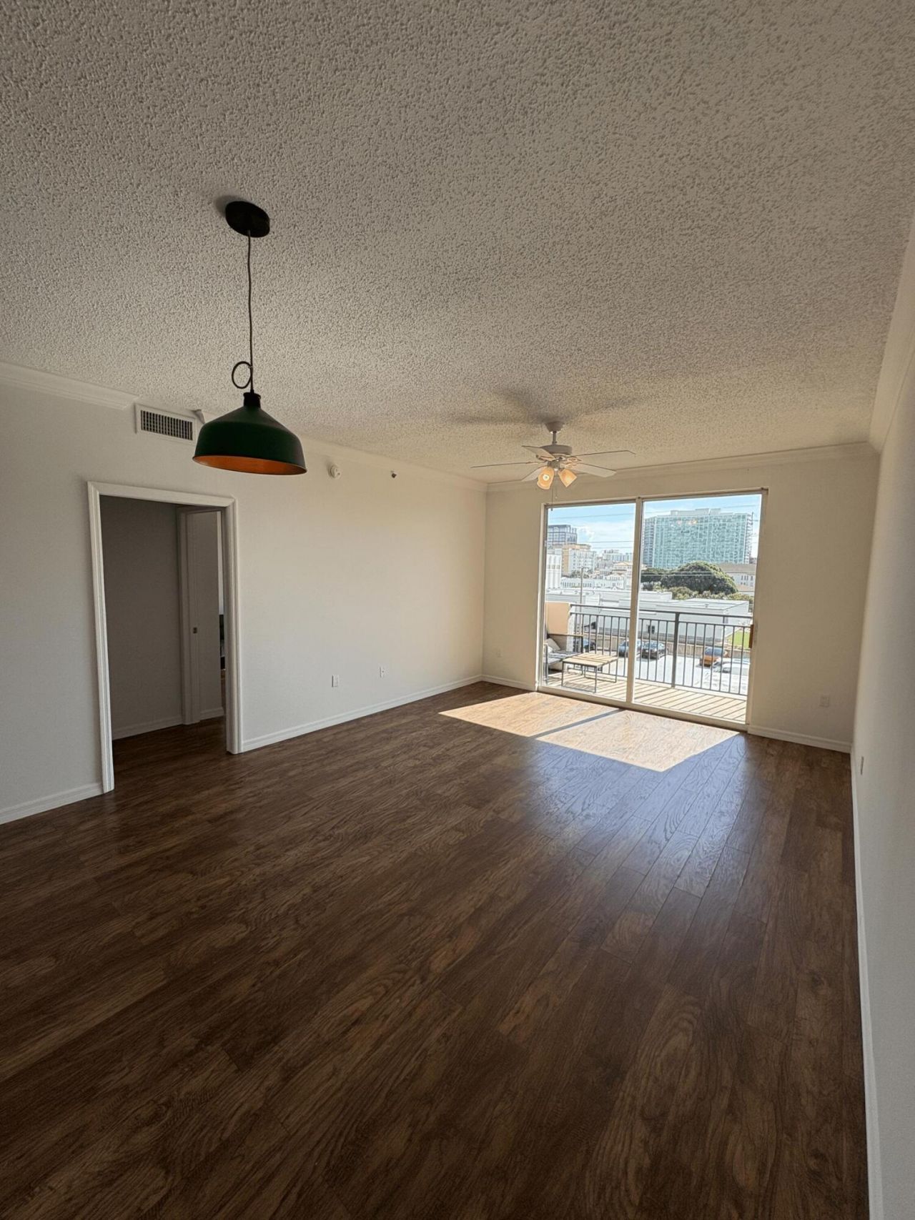 616 Clearwater Park Road, Unit 611, West Palm Beach, FL 33401 Photo