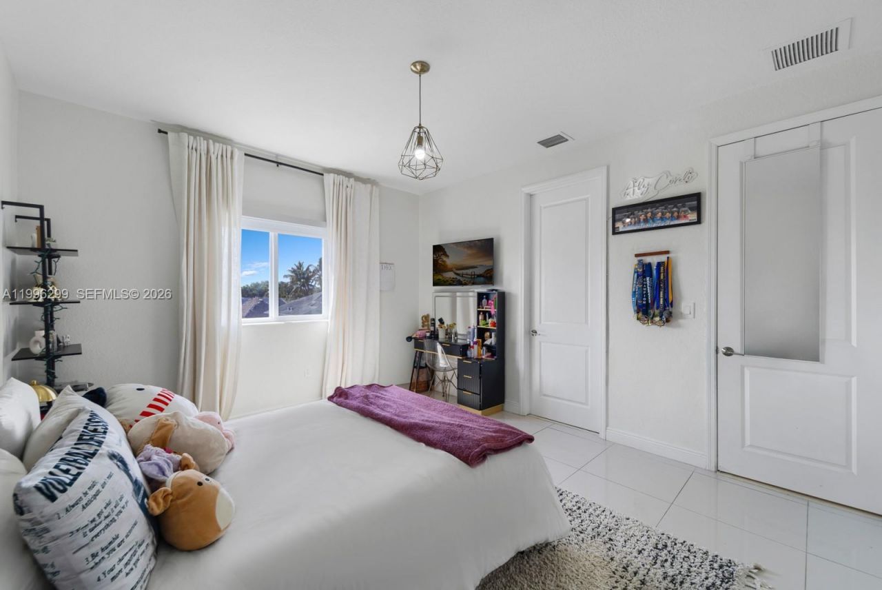 19781 SW 84th Ct , Cutler Bay, FL 33189 Photo