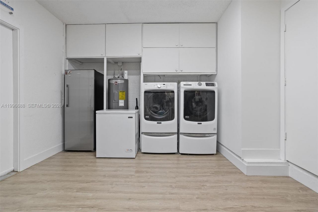 12811 SW 9th Pl, Davie, FL 33325 Photo