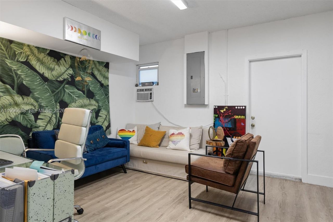 12811 SW 9th Pl, Davie, FL 33325 Photo