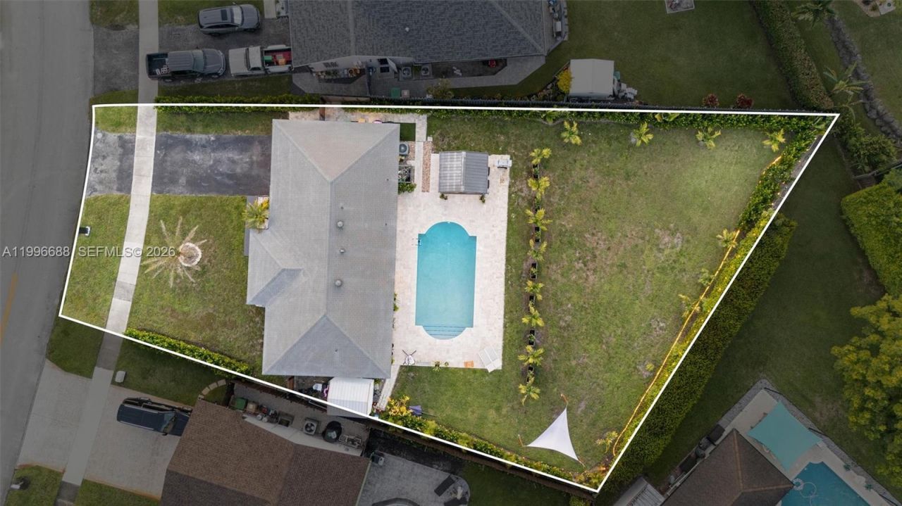 12811 SW 9th Pl, Davie, FL 33325 Photo