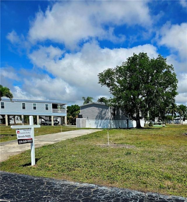 20 Cottonwood Dr, Fort Myers, FL 33908 Photo
