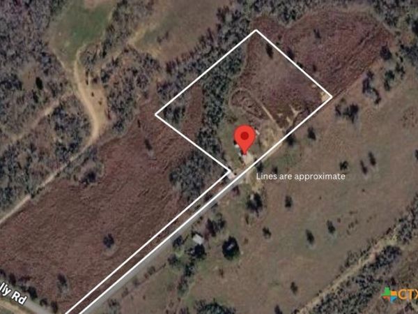 1842 Kelly Rd , Luling, TX 78648