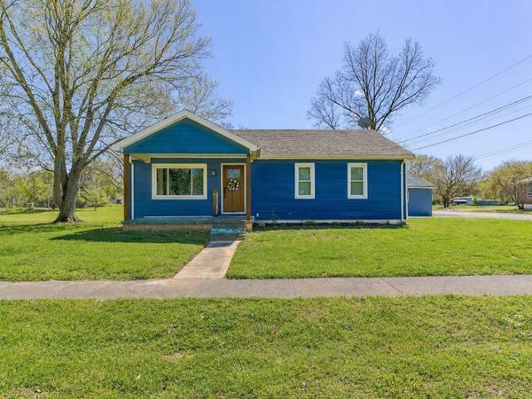 211 W 8th Street, Grandview, IN 47615