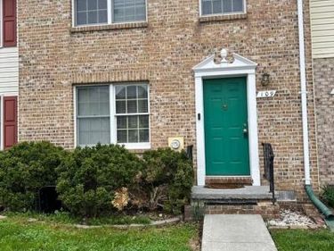 109 EQUESTRIAN DRIVE , STEPHENS CITY, VA 22655