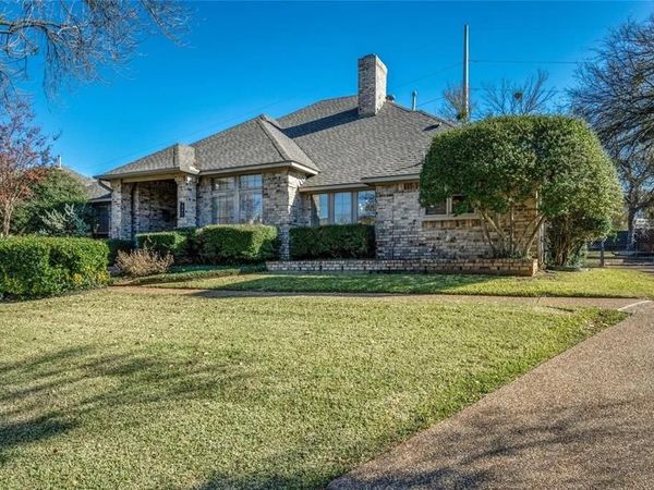 440 Moran Drive, Highland Village, TX 75077