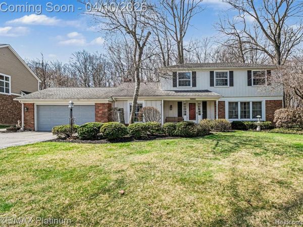 28861 Forest Ridge Drive, Farmington Hills, MI 48331