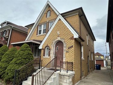 16554 Fairfield Street, Detroit, MI 48221
