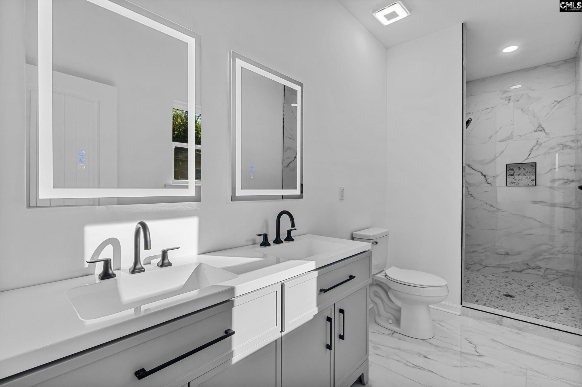 321 Lincolnshire Square Photo 8