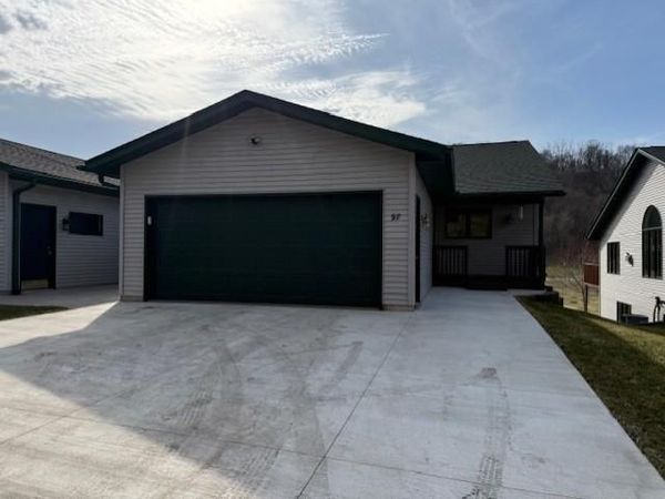 97 Rivers Lane, Winona, MN 55987