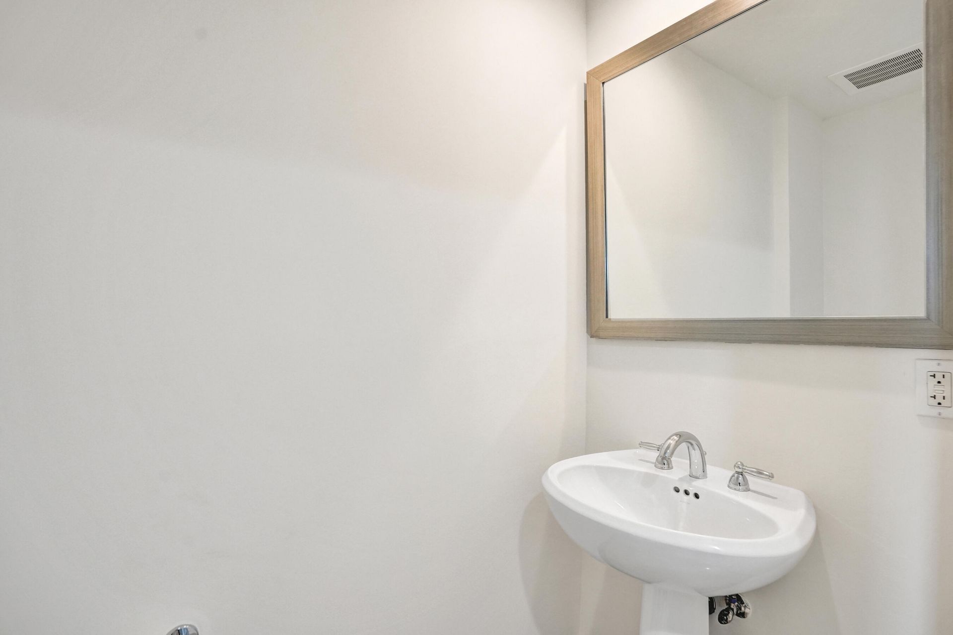 1819 SE 17th Street, Unit 1601, Fort Lauderdale, FL 33316 Photo