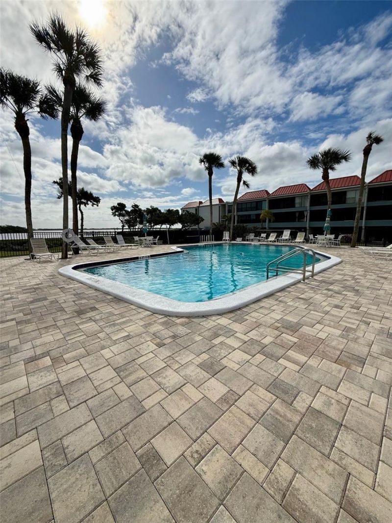 731 Manatee Avenue, Unit 731, Holmes Beach, FL 34217 Photo