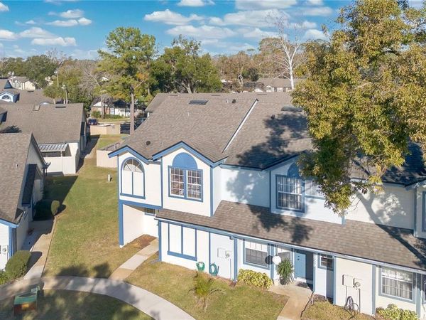 2823 BOULDER FALLS COURT, APOPKA, FL 32703