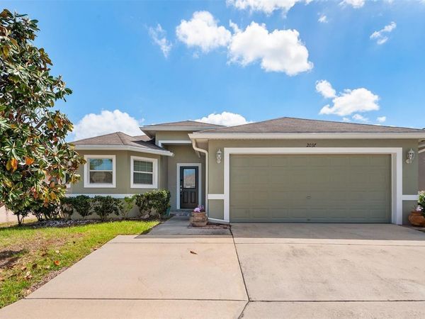2037 LAKERIDGE DRIVE, WINTER HAVEN, FL 33881
