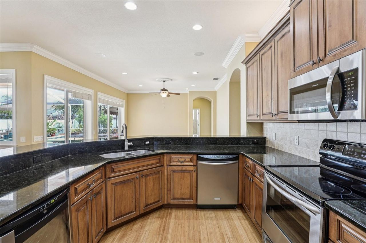 5561 Pebble Beach Drive, Lakeland, FL 33812 Photo