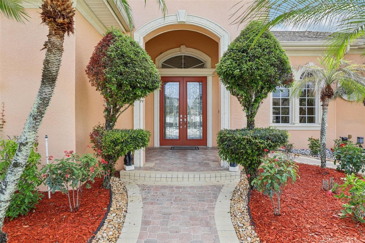 5561 Pebble Beach Drive, Lakeland, FL 33812 Photo