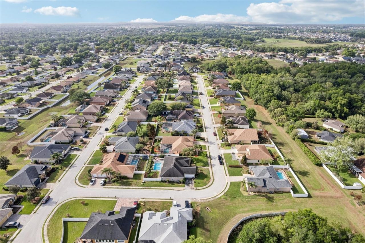 5561 Pebble Beach Drive, Lakeland, FL 33812 Photo