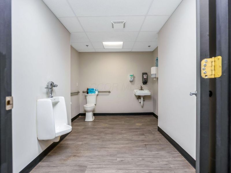 808 Rhoads Avenue , Columbus, OH 43205 Photo 32