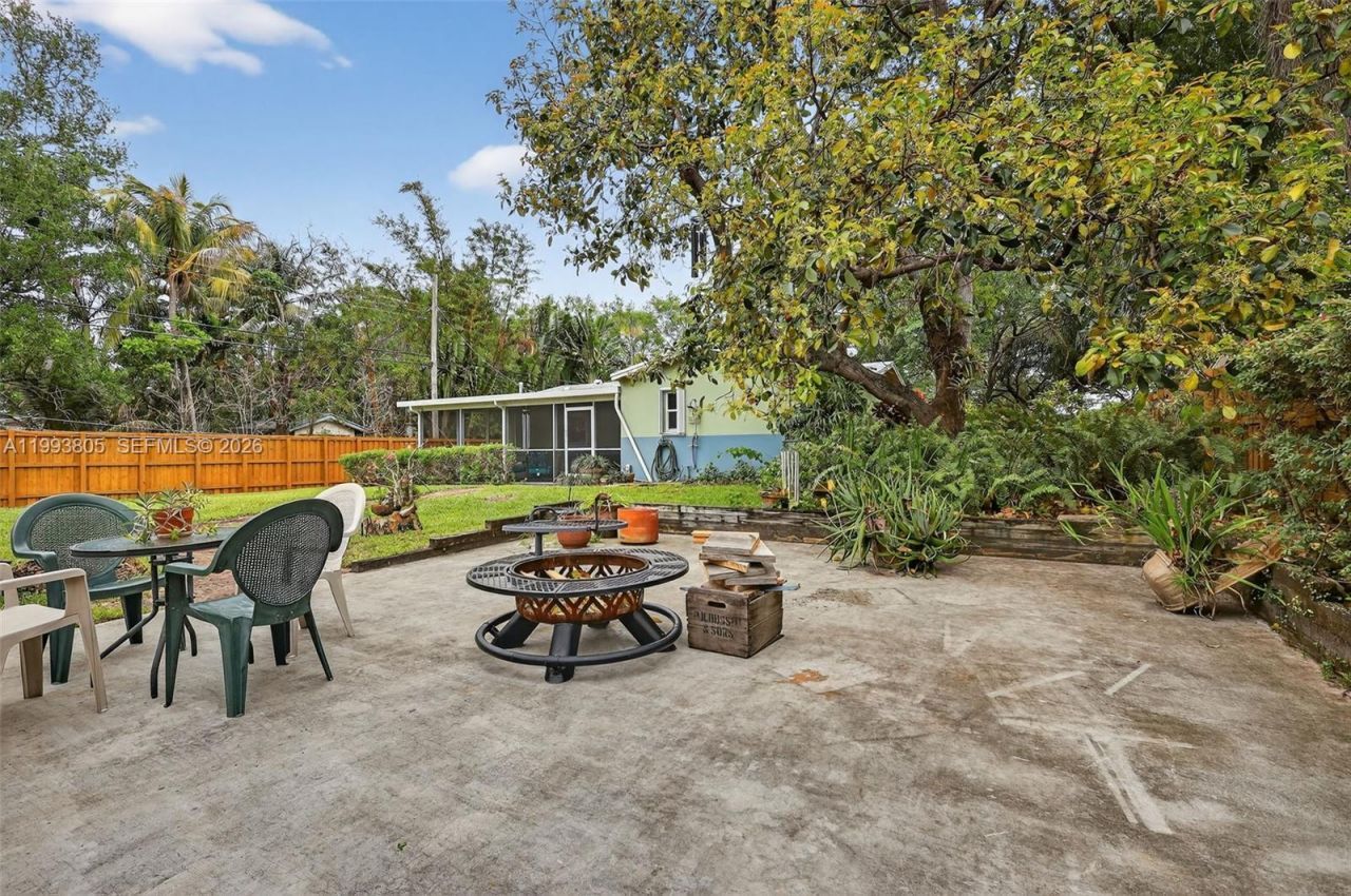 2006 N 38th Ave, Hollywood, FL 33021 Photo