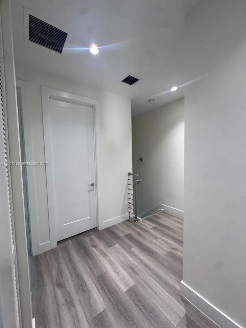 10412 NW 63rd Ter, Doral, FL 33178 Photo