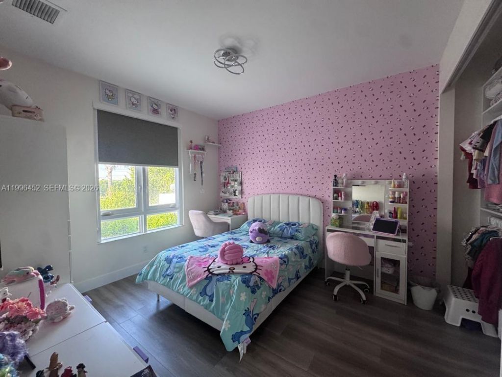 10412 NW 63rd Ter, Doral, FL 33178 Photo